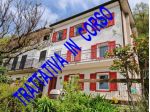 Villa di 165 m² con più di 5 locali e box auto in vendita a Val Liona