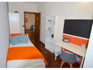 Via Giardini 111 - Stanza 111