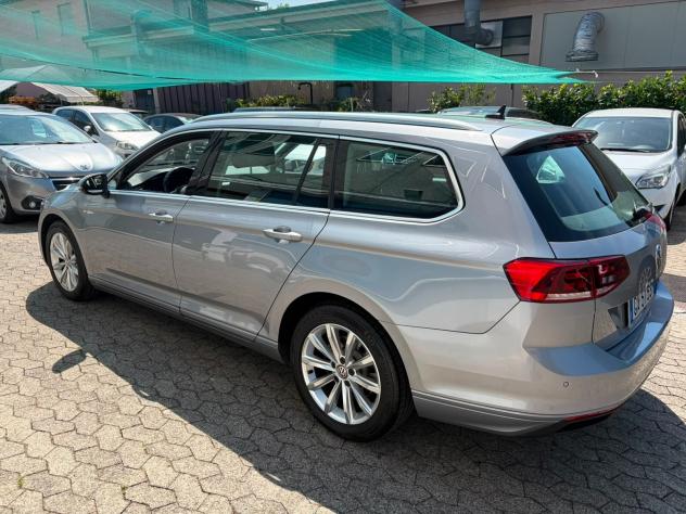 Volkswagen Passat Variant 1.5 TSI ACT DSG Business - Foto 6