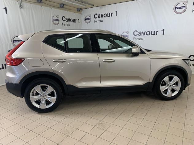 Volvo XC40 T2 automatico Core - Foto 6