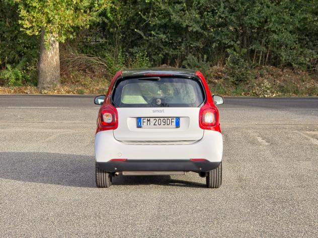 Smart ForTwo 70 1.0 twinamic Prime E6 Automatica NEO 2017 - Foto 5