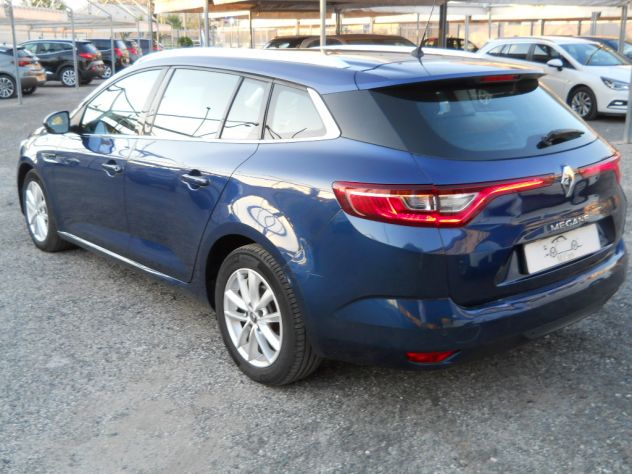 RENAULT - Mégane SporTour - DCI 1.5 115 CV S&S SporTour Energy Limited - Foto 6