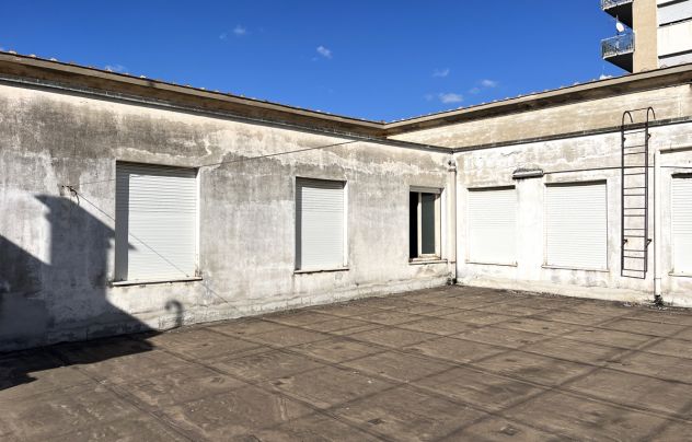 Edificio polifunzionale nel pieno centro urbano di Cecina - Foto 7