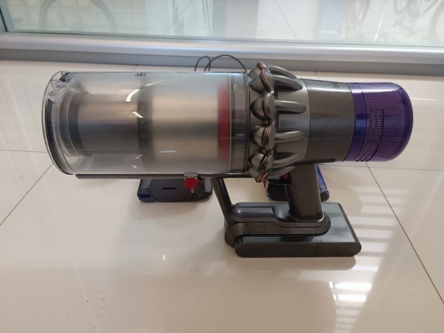 Dyson V11 perfetto + 3 spazzole + accessori - Foto 2