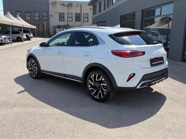 Kia Xceed 1.6 CRDi 136 CV MHEV DCT Business - Foto 2