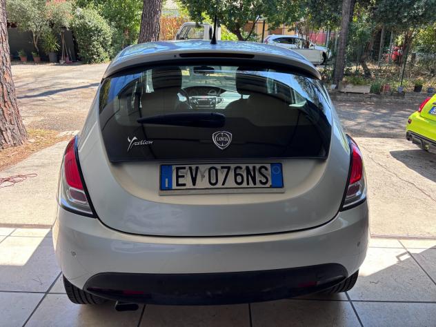 Lancia Ypsilon 1.2 69 CV 5 porte S&S Platinum - Foto 4