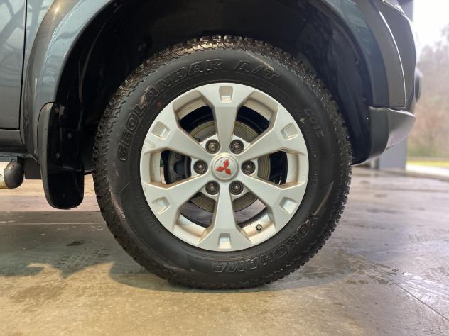 Mitsubishi L200 2.5 DI-D/178CV Double Cab Intense plus NO IVA PREZZO FINITO - Foto 9