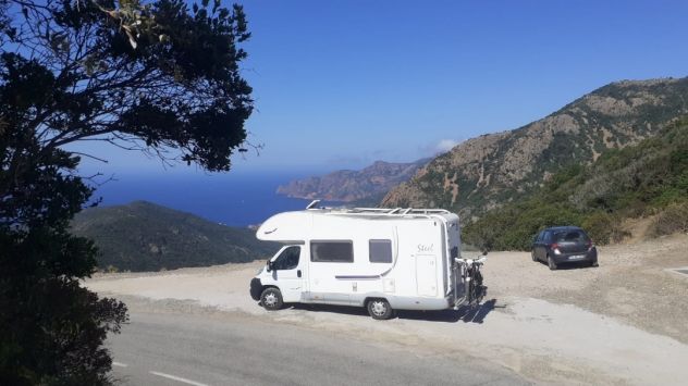 Camper