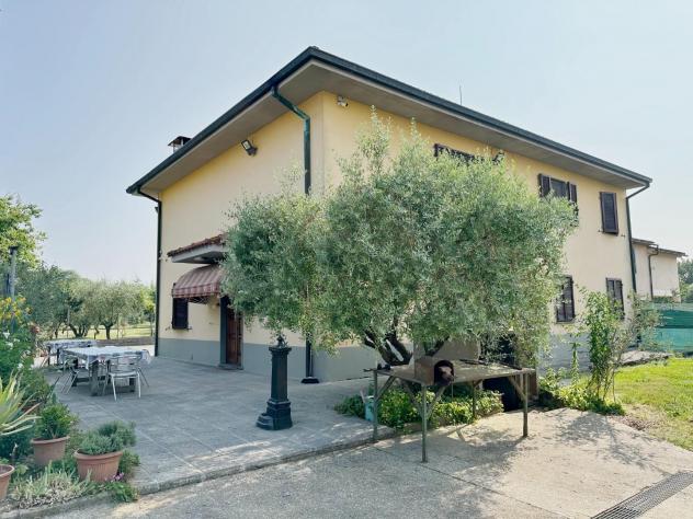 Casa semindipendente in vendita a Le Spianate - Altopascio 300 mq Rif: 1329720