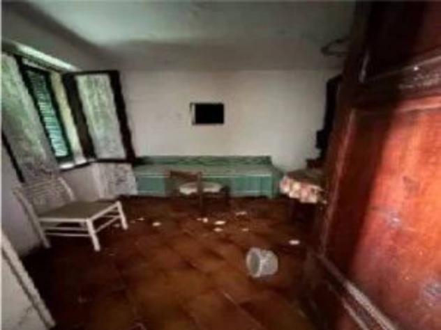 Immobile in asta di 215 m² con più di 5 locali in vendita a Montignoso - Foto 10