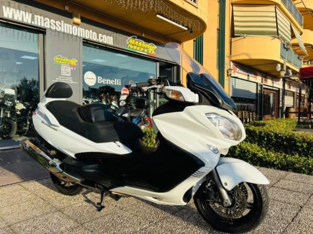 SUZUKI Burgman 650 PASSAGGIO E TAGLIANDO INCLUSO MINI RATE rif. 24159542 - Foto 4