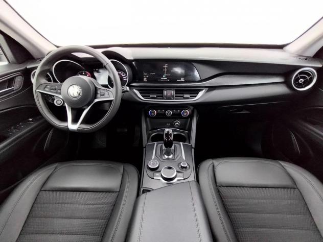 Alfa Romeo Stelvio 2.2 Turbodiesel 210 CV AT8 Q4 Executive - Foto 4