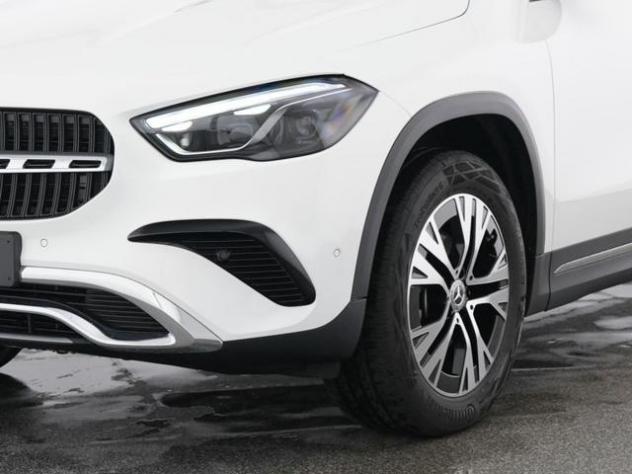 MERCEDES-BENZ GLA 180 Automatic Progressive Advanced rif. 23795728 - Foto 9