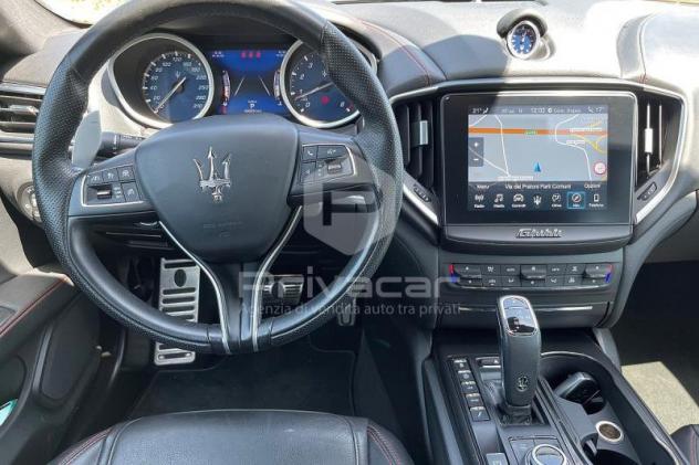 Maserati Ghibli V6 430 CV Q4 Gransport - Foto 8