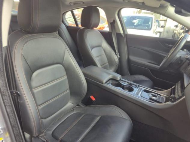 JAGUAR XE 2.0 D Turbo 180CV aut. Portfolio rif. 24091607 - Foto 9