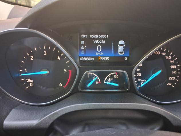 Ford Kuga 1.5 TDCI 120 CV S&S 2WD Titanium - Foto 5