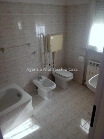 Villa singola di ampie dimensioni con scoperto esclusivo. - Foto 13