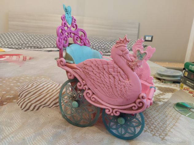 R75- GIOCATTOLO - CARROZZA BARBY - Foto 2