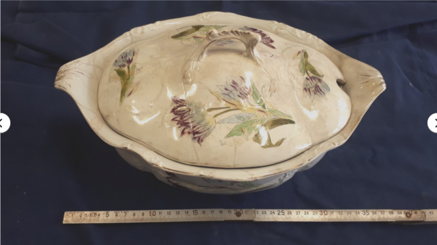 zuppiera antica florio palermo decorata motivi rocaille a rilievo in ceramica - Foto 5