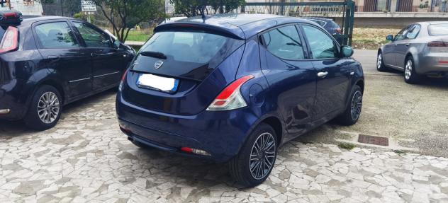 Lancia Ypsilon 1.0 FireFly 5 porte S&S Hybrid Ecochic A. Ferretti - Foto 3