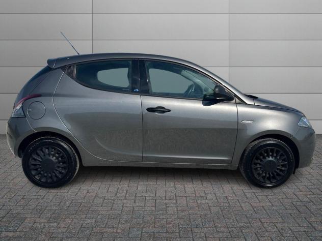 Lancia Ypsilon III 2015 1.2 Elefantino Blu s&s 69cv my19 - Foto 3