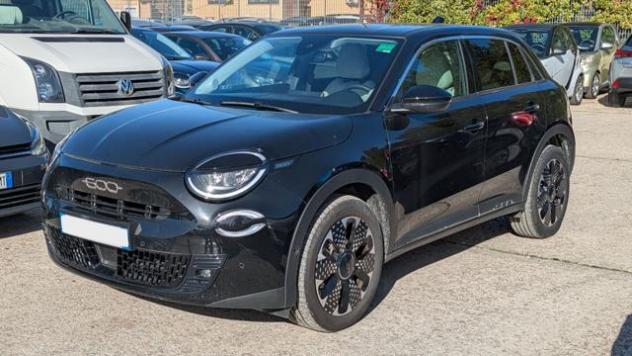FIAT 600 HYBRID LA PRIMA DCT6 1.2cc 100cv SAFETYPACK rif. 23431465 - Foto 3