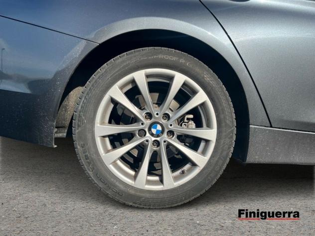 BMW Serie 3 316d Touring Business Adv. Aut. - Foto 7