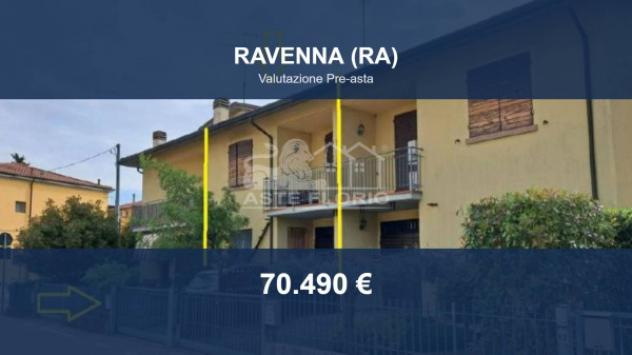Immobile in asta di 99 m², box auto in vendita a Ravenna