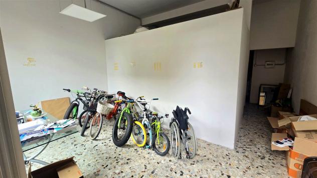 Vendita Negozio da 45 mq in Via Martiri della Libertà - Foto 6