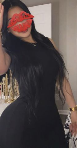 Isabella MASSAGGI e relax su lettino fissa in zona Tel:3501439910