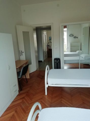Posto letto in stanza doppia per studentessa - Foto 3