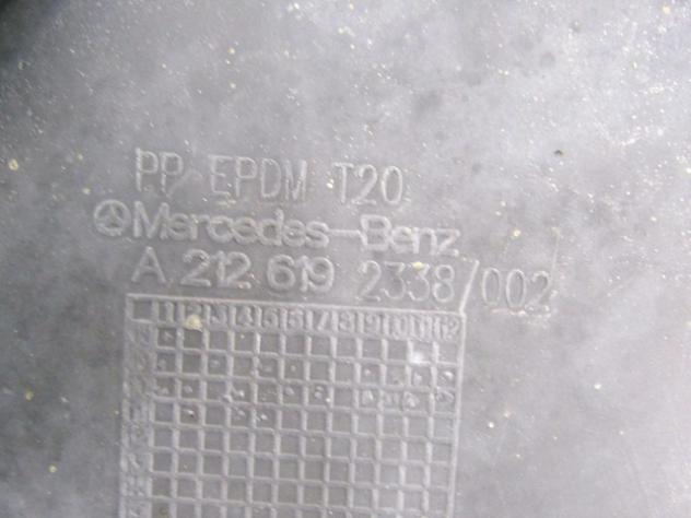 A2126192338 COVER PANNELLO COPRI RUOTA DI SCORTA MERCEDES CLASSE E 350 S212 SW 3.0 D 4X4 195KW AUT 5P (2011) RICAMBIO USATO - Foto 2