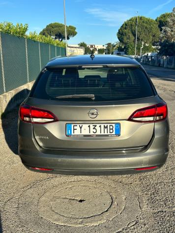 Opel Astra 1.6 CDTi 110CV Start&Stop Sports Tourer Business - Foto 9