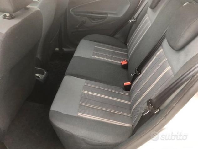 Ford Fiesta 1.4 5 porte Bz.- GPL Titanium - Foto 8