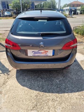 Peugeot 308 Turbo 130 S&S SW Allure distrb nuova!! - Foto 7