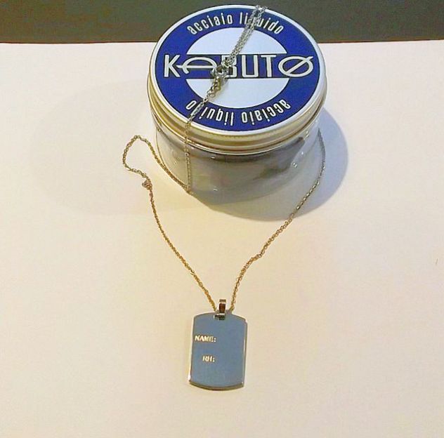Collana ak201 in acciaio.