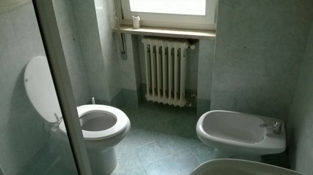 Camere singole zona ospedale Carlo Poma - Foto 10