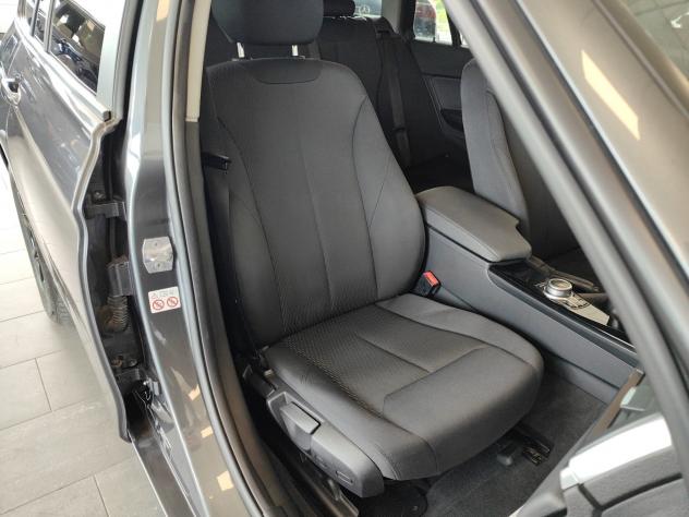 BMW Serie 3 318d Touring Bus.Adv. Navi Cruise Fari LED Euro 6 - Foto 5