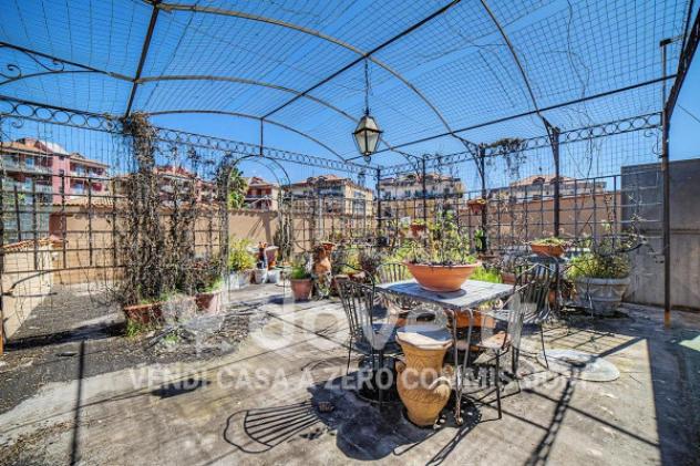 Appartamento di 128 m² con 3 locali e box auto in vendita a Gravina di Catania
