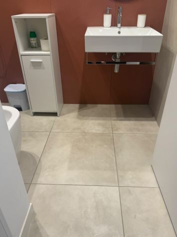 Mobiletto bagno bianco con anta e vano a giorno – Ottime condizioni - Foto 3