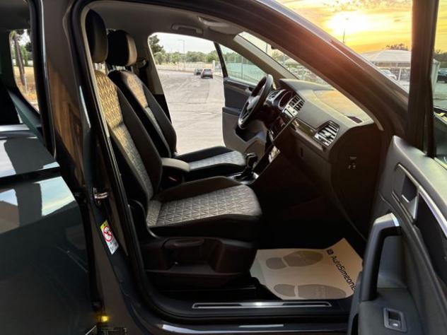 VOLKSWAGEN Tiguan 2.0 TDI 150 CV SCR DSG Life rif. 23823864 - Foto 9