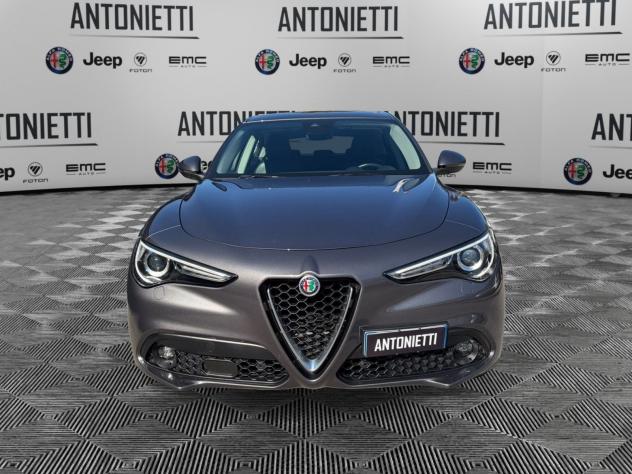 Alfa Romeo Stelvio Stelvio 2.2 t Executive Q4 210cv auto - Foto 2