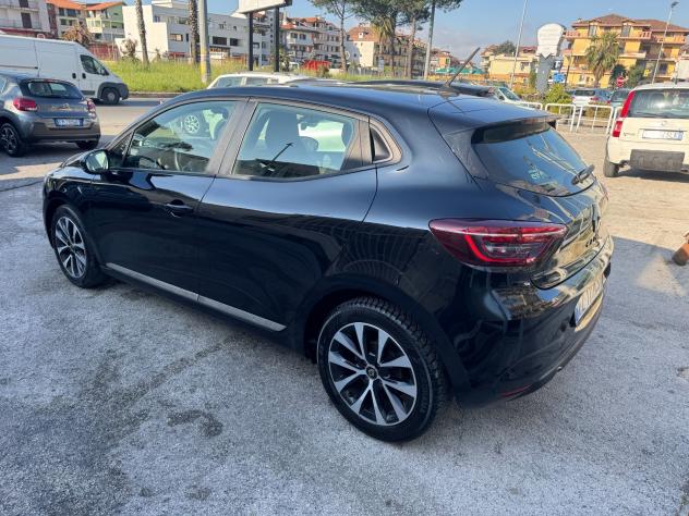 Renault Clio1.5 DCI INTENS FARI FULL LED 2020 - Foto 6