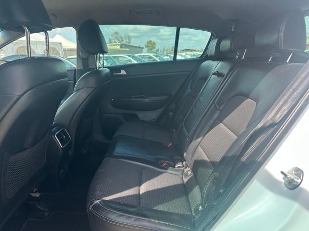 Kia Sportage 1.7 Diesel - Foto 10