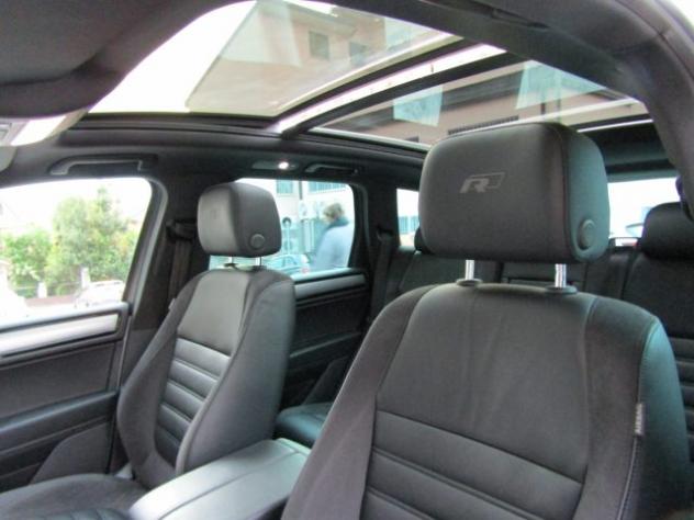 VOLKSWAGEN Touareg Touareg 3.0 V6 TDi R-LINE R LINE RLINE 110.000 KM rif. 23941868 - Foto 10