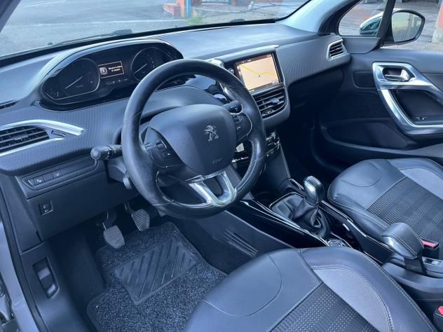 Peugeot 2008 BlueHDi 100 Allure-km192000- - Foto 9