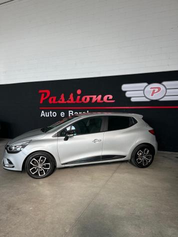 Renault Clio 90 CV 5 porte Moschino Zen - Foto 2
