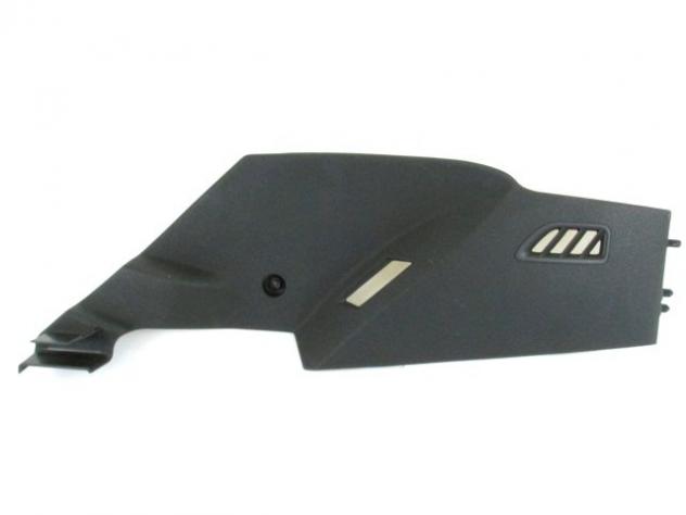 9653444977 RIVESTIMENTO LATERALE ANTERIORE TUNNEL CENTRALE DESTRO PEUGEOT 407 SW 2.0 D 100KW 6M 5P (2005) RICAMBIO USATO