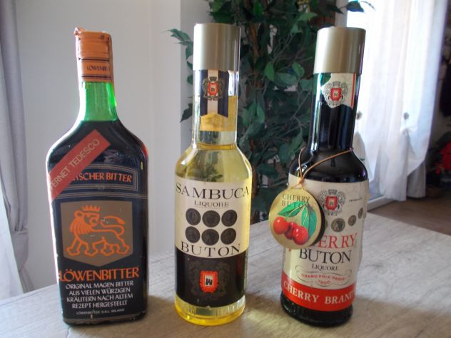 Tris liquori vintage