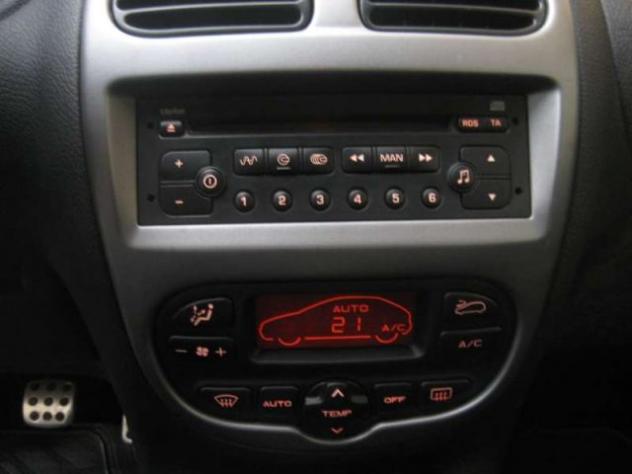 PEUGEOT 206 1.6 16V CC QUIKSILVER rif. 19882793 - Foto 4